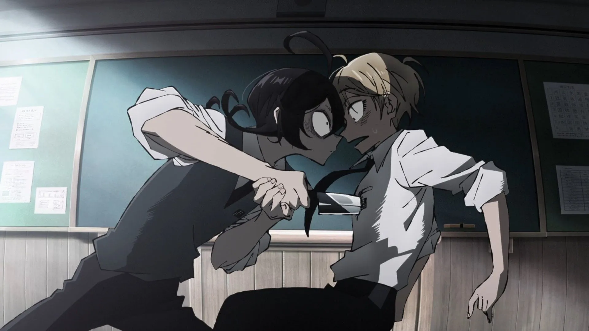 Кадр из аниме «Санда», Санда получает удар ножом от Сиори