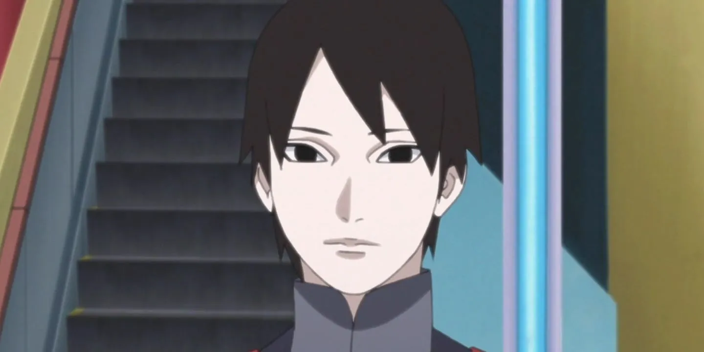 Сай из «Наруто: Ураганных хроник» стоит на фоне лестницы
